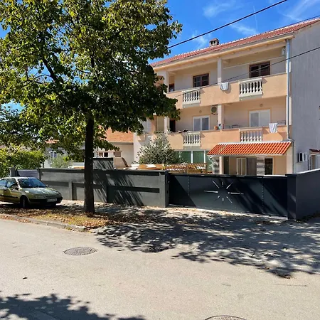 Apartmán Mia By Interhome Zadar